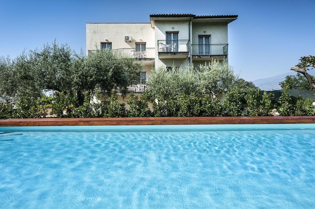Villa Collina Giardini-Naxos Extérieur photo