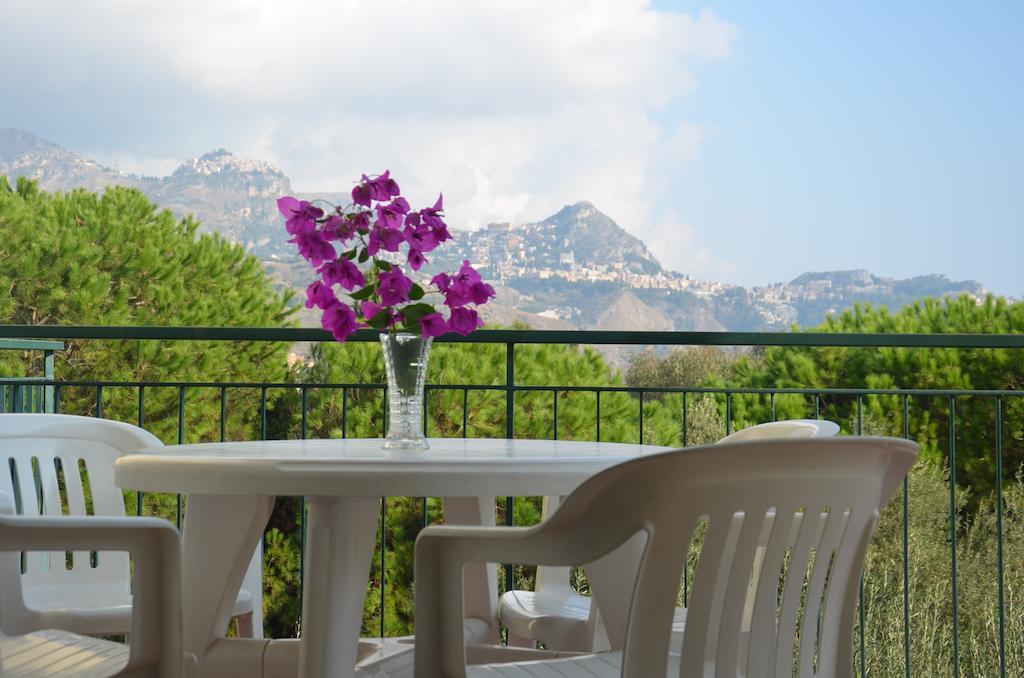 Villa Collina Giardini-Naxos Chambre photo