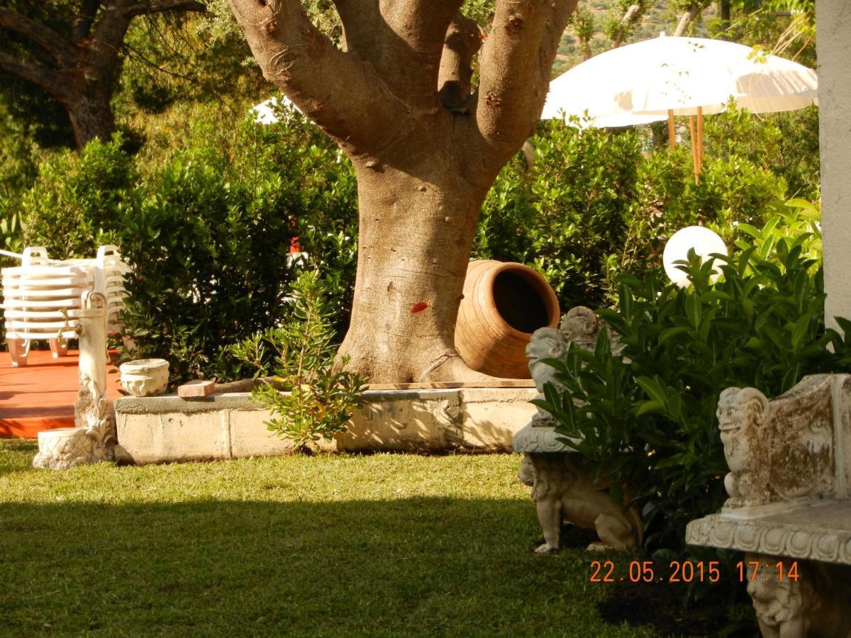 Villa Collina Giardini-Naxos Extérieur photo